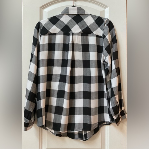 Appleseeds Women’s Lightweight Flannel - Picture 2 of 3